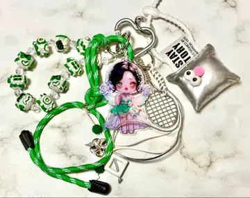 SKULLPANDA 아크릴 키링 스트랩