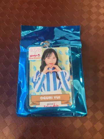 웬디즈 퍼스트 오구리 유이 매우 두꺼운 원단 아크릴 키링