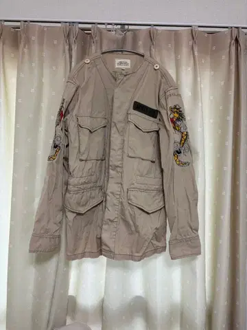 AVIREX USA 밀리터리 자켓 베이지