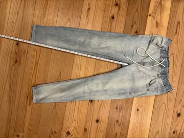 라이트 블루 슬림핏 데님 팬츠 Betty Smith