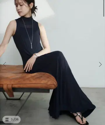 NOBLE x L'AUBE BLANC