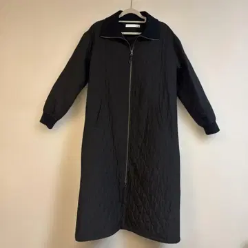 [ ista ire ] 블랙 퀼팅 자켓 롱