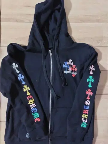 플라워 자수 블랙 후드티