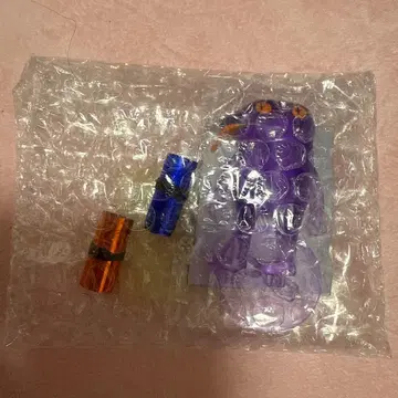 요네즈켄시 은테 공상 변신 피규어