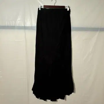 현품 한정 rue21 블랙 플레어 스커트 [ L ] 프릴 스커트 블랙