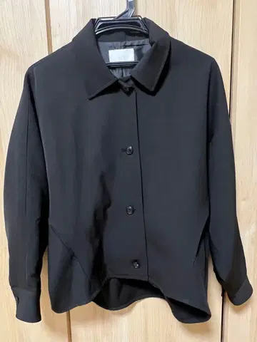 HARE 돌먼 백 셔링 자켓