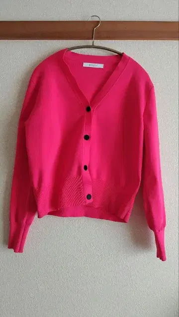 BOSCH 핑크 가디건 긴팔