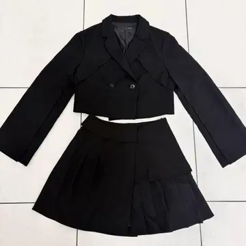 Heather 숏 기장 자켓 미니 스커트 셋업 블랙