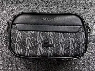 LACOSTE 기하학 패턴 숄더백 블랙 라코스테 소형 크로스바디