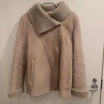 Ballsey 무스탕 코트 투모로우랜드