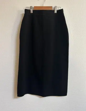 이탈리아제 수입 로싸 블랙 니트 따뜻(*^^*) 타이트 스커트 상태 좋음