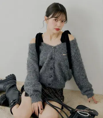 Chico 치코 [ 브로치 탈부착 가능 ] 벨로아 리본 루즈 니트 가디건