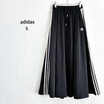 [ 아디다스 ] 롱 스커트 S 블랙 플레어 아디다스 오리지널 로고 자수