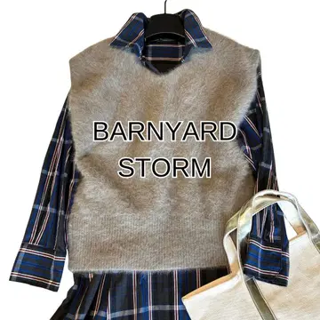 새상품급 밴야드 스톰 폭스 캐시미어 니트 베스트 베이지 브라운