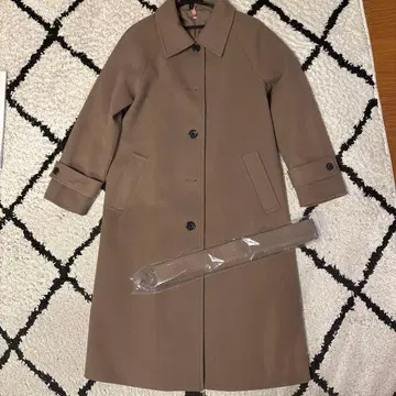 GU 베이지 롱 코트