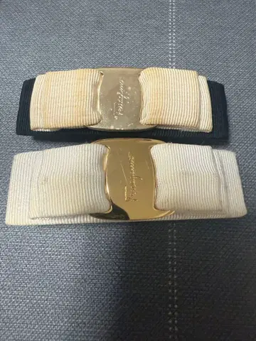 페라가모 리본 머리핀 2개 세트 블랙 화이트