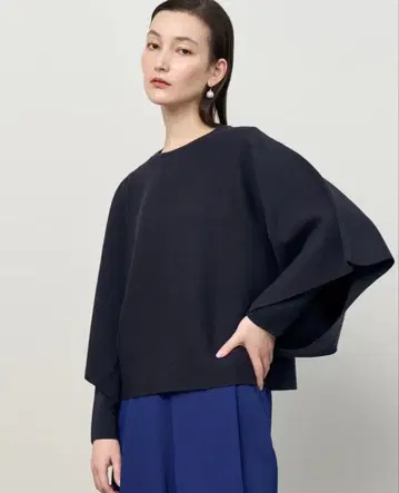 소주 2WAY 케이프 스타일 니트 네이비 프리 사이즈