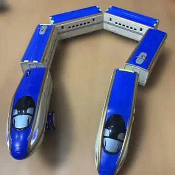 프라레일 E6계 라이트 부착 카가야키 6량 편성