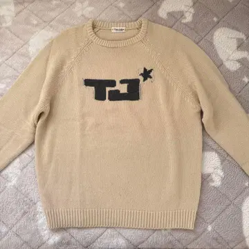 TINA:JOJUN 자카드 니트 베이지 니트 스웨터