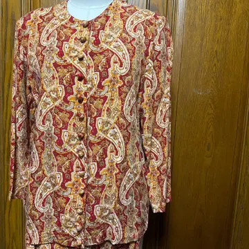 12/5까지 판매하는 INGEBORG 페이즐리 무늬 셋업