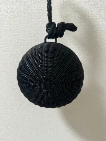 MANIMARIS 마니마리스 풀문 바스켓 블랙