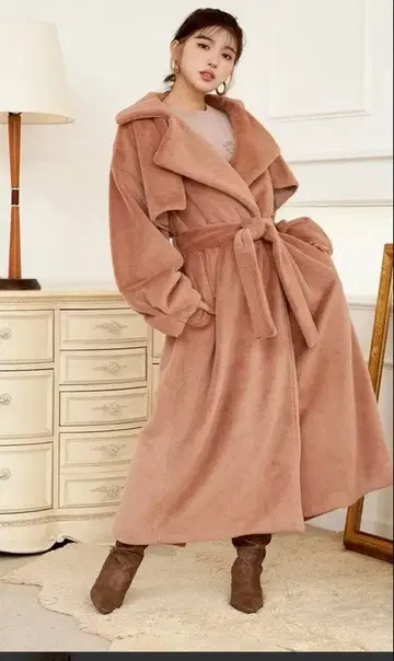 Darich 백 컨셔스 롱 코트 핑크