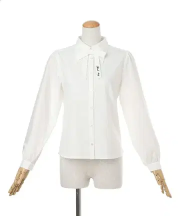 F i.n.t 타이 셔츠