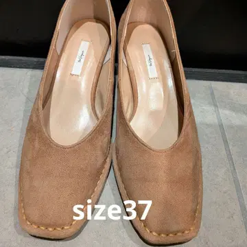 브라운 스웨이드 펌프스 37