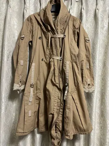 마리떼 프랑소와 저버 디자인 코트