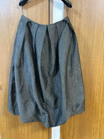 ZARA 벌룬 스커트