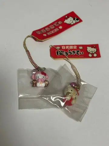 헬로키티 고토치키티 닛코 한정판 도쇼구 원숭이 꼬리 장식