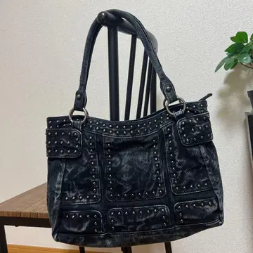 DTYYPE 빈티지풍 스터드 라인 핸드백