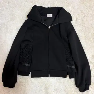 벨로폰나 종이상자 니트 레이스 절개 티어드 페플럼 후드티