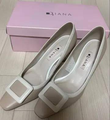다이애나 베이지 스퀘어토 펌프스 23cm