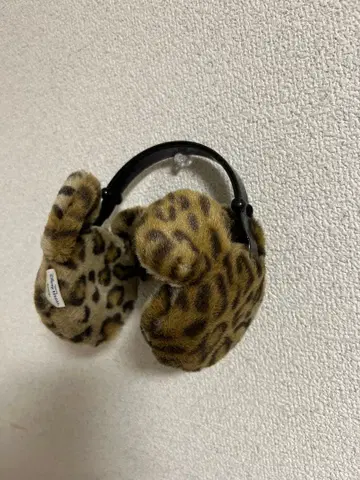 도쿄 디즈니 리조트 레오파드 무늬 귀도리