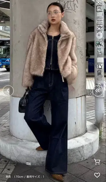 moussy TUCK WIDE STRAIGHT