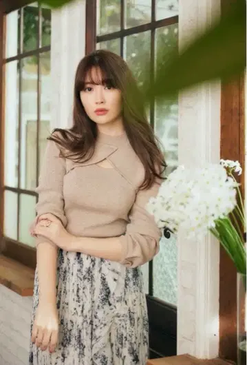 herlipto Cutout Ribbed Knit Top 베이지-S