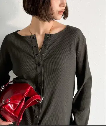 택 포함 새상품 전후 2way 도트 버튼 리브 소재 가디건 (긴팔)