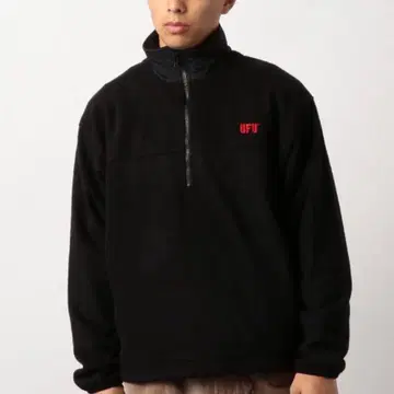 그린 라벨 릴랙싱 플리스 하프 지퍼 블랙