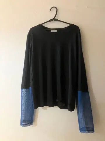 렙심 소매 절개 풀오버 블루