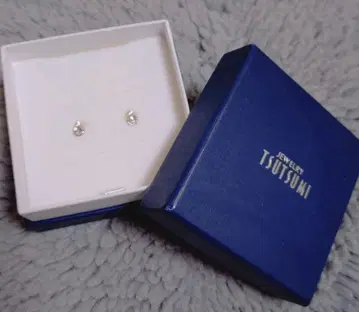 TSUTSUMI 문스톤 귀걸이