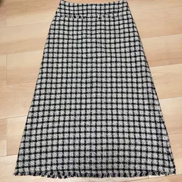 스픽앤스팬 트위드 스커트