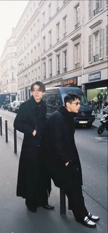 [ 모건 클로드 착용 ] 드리스반노튼 롱 코트