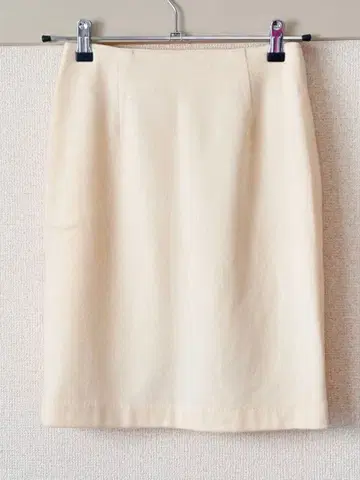 화이트 아이보리 타이트 스커트 캐시미어 혼방 울