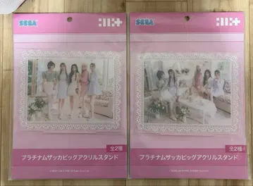 ILLIT 플래티넘 잡화 빅 아크릴 스탠드 2종