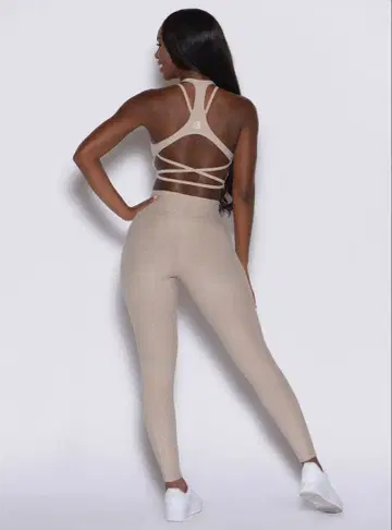 Bombshell Sportswear 베이지 레깅스 S 새상품