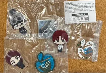 1번 복권 아크릴 펜 스탠드 미세스 그린애플 와카이 히로토 3종 세트