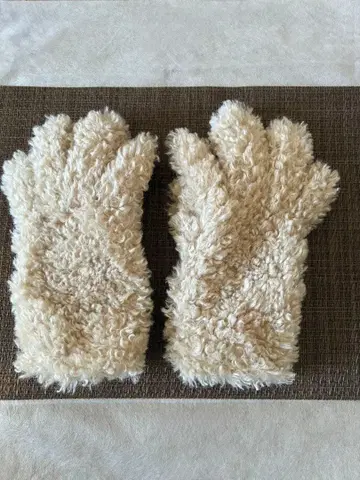 [ 거의 미사용 ] 캐세리니 플리스 5개 손가락 그로브 베이지