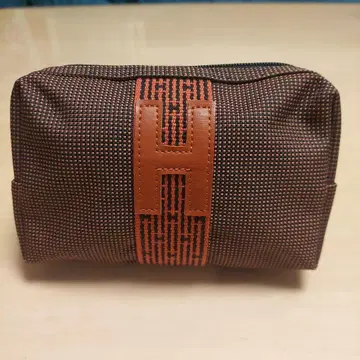 H 로고 마크 브라운 스트라이프 파우치 귀여운 컬러 브라운!