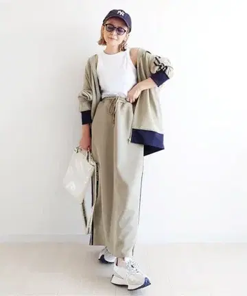 [ notch. by yui ] 트랙 자켓, 스커트 셋업